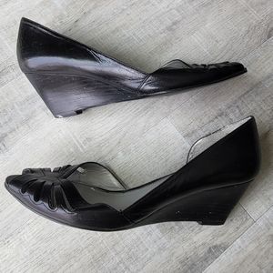 5/$13 Worthington Wedge Shoes